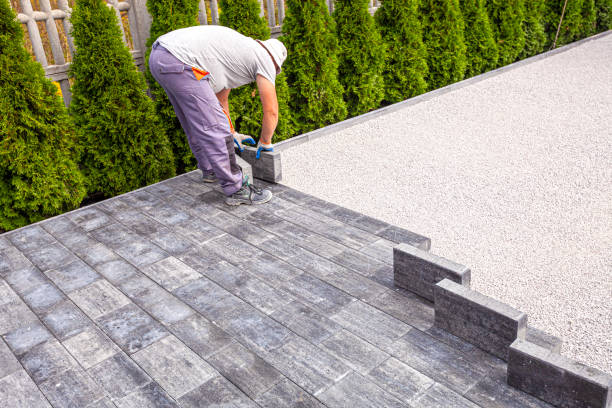 Best Affordable Driveway Pavers  in Earlimart, CA